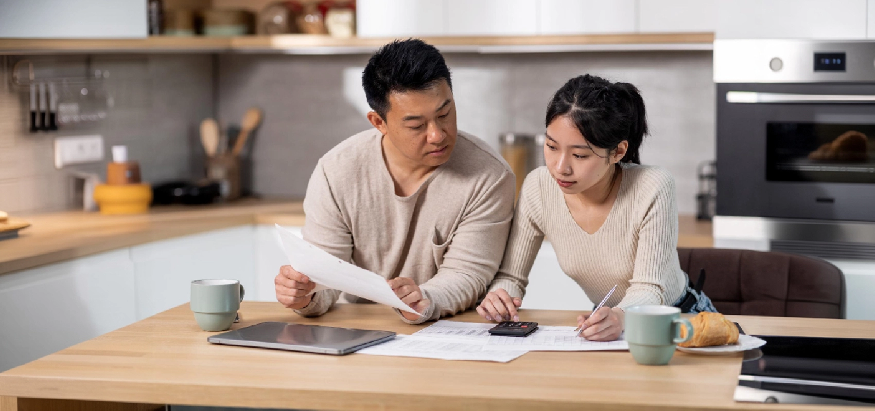 Review Polis Asuransi